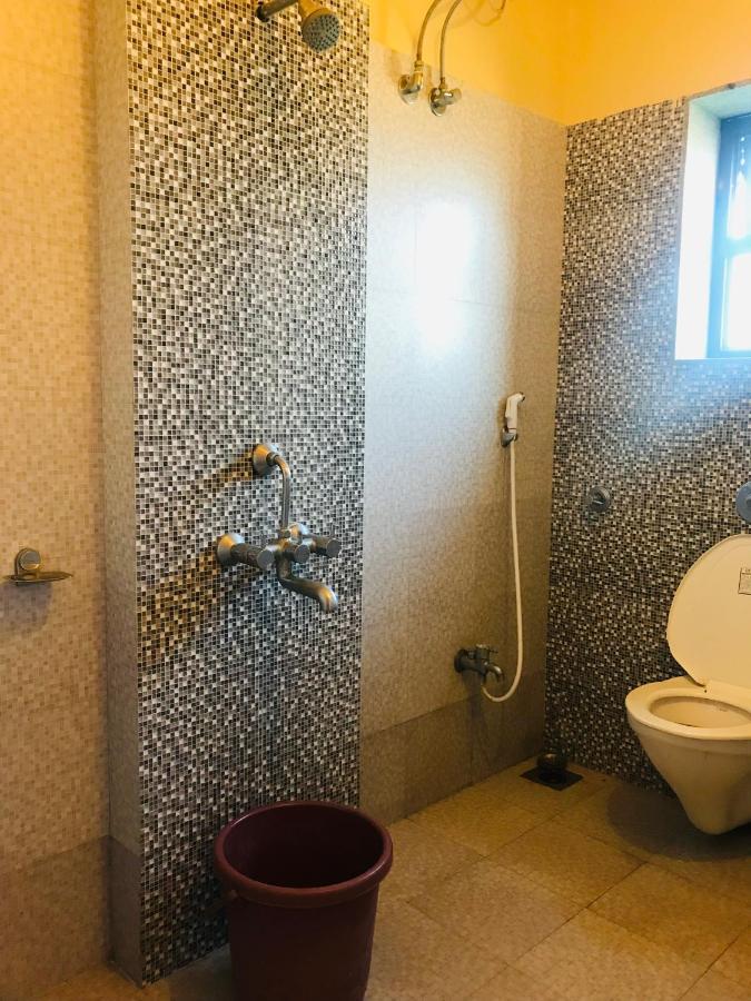 Staymaker Prakash International Gonikoppal Esterno foto