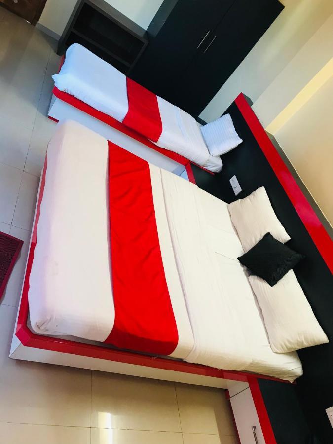 Staymaker Prakash International Gonikoppal Esterno foto